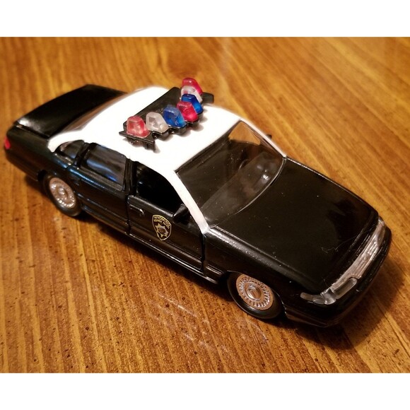 Wyoming Highway Patrol Road Champs die cast police car 1:43 scale - Picture 2 of 11